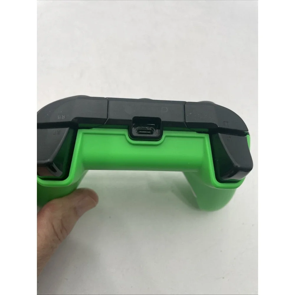PDP Wired Controller for Xbox Ergonomic (No Wire) PDP 049-012